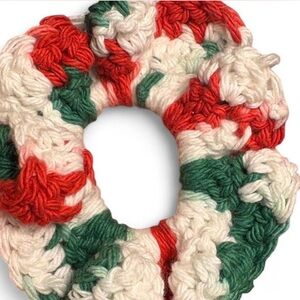 Green red and white cotton crochet scrunchie thick stretchy retro hair accessory